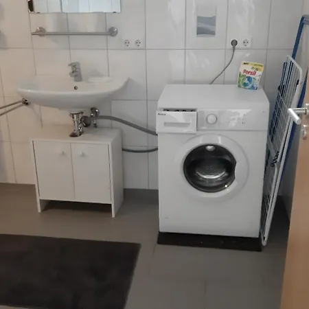 2 In Heroldsatt * Heroldstatt